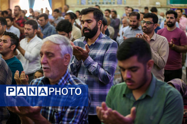 نماز عید قربان در مسجد مقدس جمکران