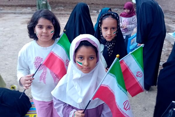 مراسمی به یاد شهدای میناب در رباط‌کریم