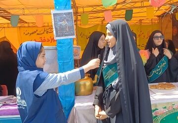 حس و حال دانش آموزان هنرستان محمودیه از فعالیت در چایخانه دانش آموزی امام رضا(ع)