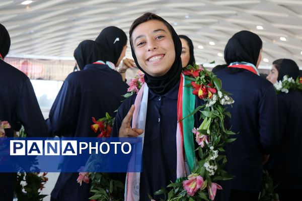 مراسم استقبال از تیم ملی فوتبال بانوان ایران در مشهد 