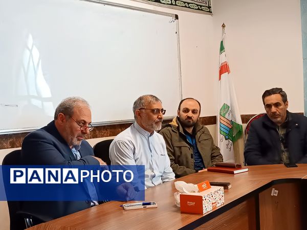 تجلیل از دانش‌آموزان برگزیده در مرحله استانی لیگ جت استان اردبیل