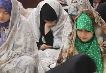 پایان 3 روز بندگی خدا در اعتکاف دانش‌آموزی