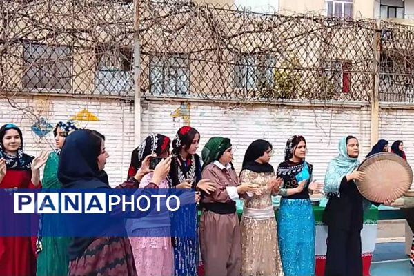  جشنواره اقوام ایرانی در مدرسه هدی؛ رنگ، موسیقی و فرهنگ در یک روز به‌یادماندنی