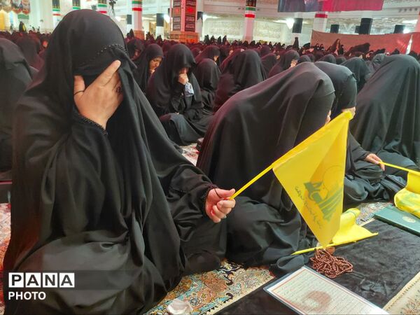 مراسم عزادای بانوان در حرم حضرت معصومه(س)