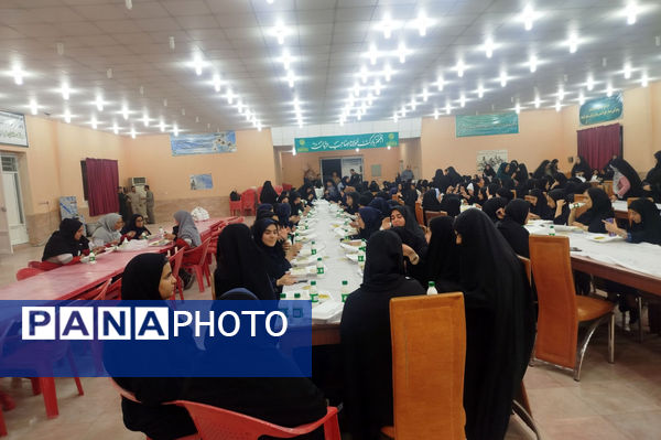 نخستین ایستگاه راهیان نور؛ حضور دانش‌آموزان رباط‌کریم در یادمان دوکوهه