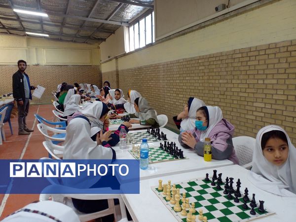  مسابقات شطرنج دختران مقطع ابتدایی شهرستان قدس
