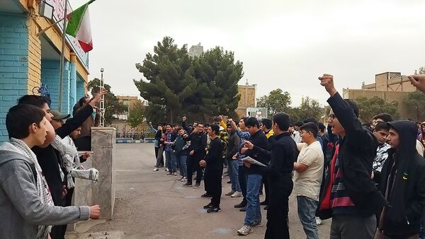 زنگ استکبار ستیزی در دبیرستان شاهد ابوذر غفاری نیشابور 