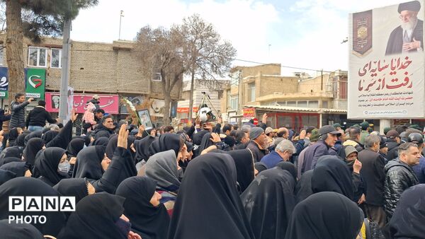 امروز شیروان در سوگ ۳شهید جنگ تحمیلی نشست