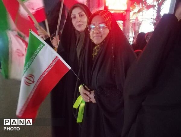 هم‌صدایی مردم فردیس در سوگ رهبر شهید و محکومیت حملات تروریستی