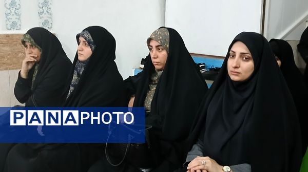 طنین زنگ مهر و ایثار و مقاومت در دبستان دخترانه بنت الهدی سرخ رود