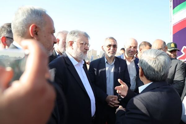 وعده قشقاوی به تحقق رسید، خشت‌گذاری دو مدرسه ۱۵ کلاسه دخترانه در حصارک پایین