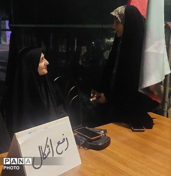 از تریبونِ شب تا کلاسِ درس: معلمانِ دغدغه‌مند، آینده را می‌سازند