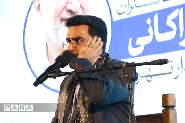 حضور شهردار تهران در آیین شبانه امیرچخماق