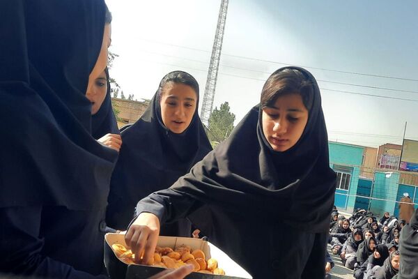 افتتاحیه طرح مصباح الهدی در هنرستان تاجیک بهارستان دو