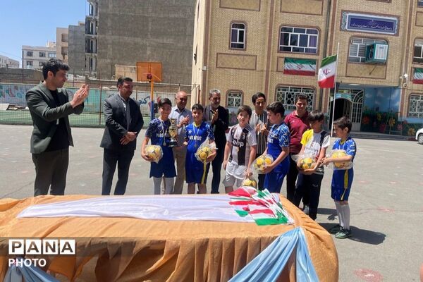 آغاز هفته سلامت، با شعار سلامت و محوریت جوانی جمعیت