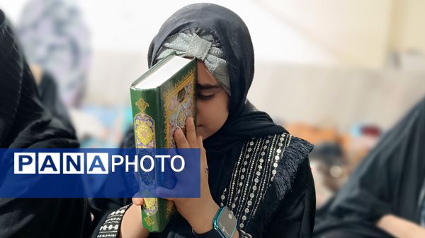 آیین معنوی اعتکاف دانش‌آموزان دختر مسجد سیدالشهدای یاسوج