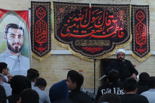 برگزاری مراسم به مناسبت ایام فاطمیه در مدارس ناحیه دو شهرری 