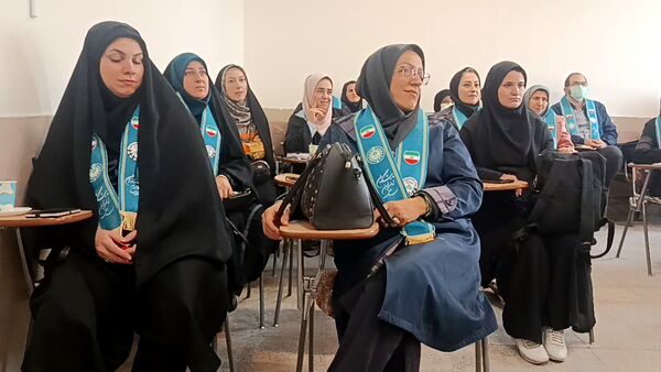 کارگاه توانمندسازی مربیان کاردان پیشتاز سازمان دانش‌آموزی ناحیه یک کرج 