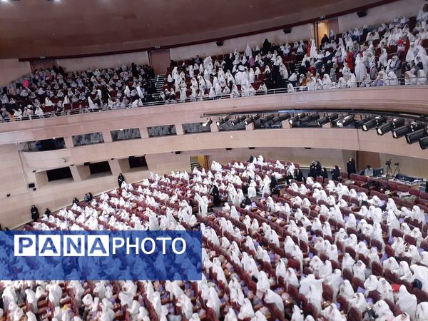 جشن تکلیف با شکوه ۲۰۰۰ نفره دانش‌آموزان کلاس سومی منطقه ۱۷