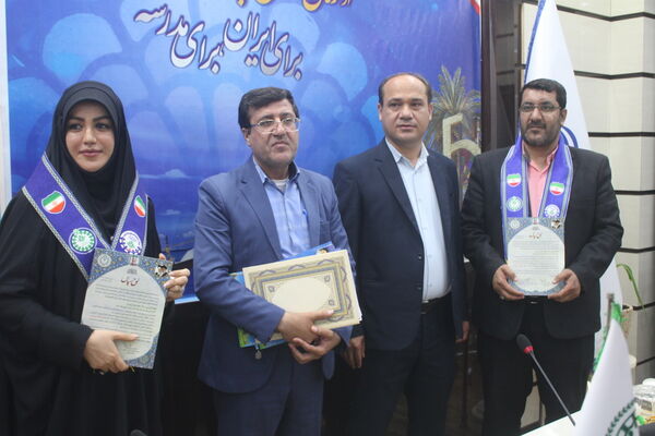 جلسه هم‌اندیشی مسئولان و کارشناسان سازمان دانش‌آموزی استان بوشهر