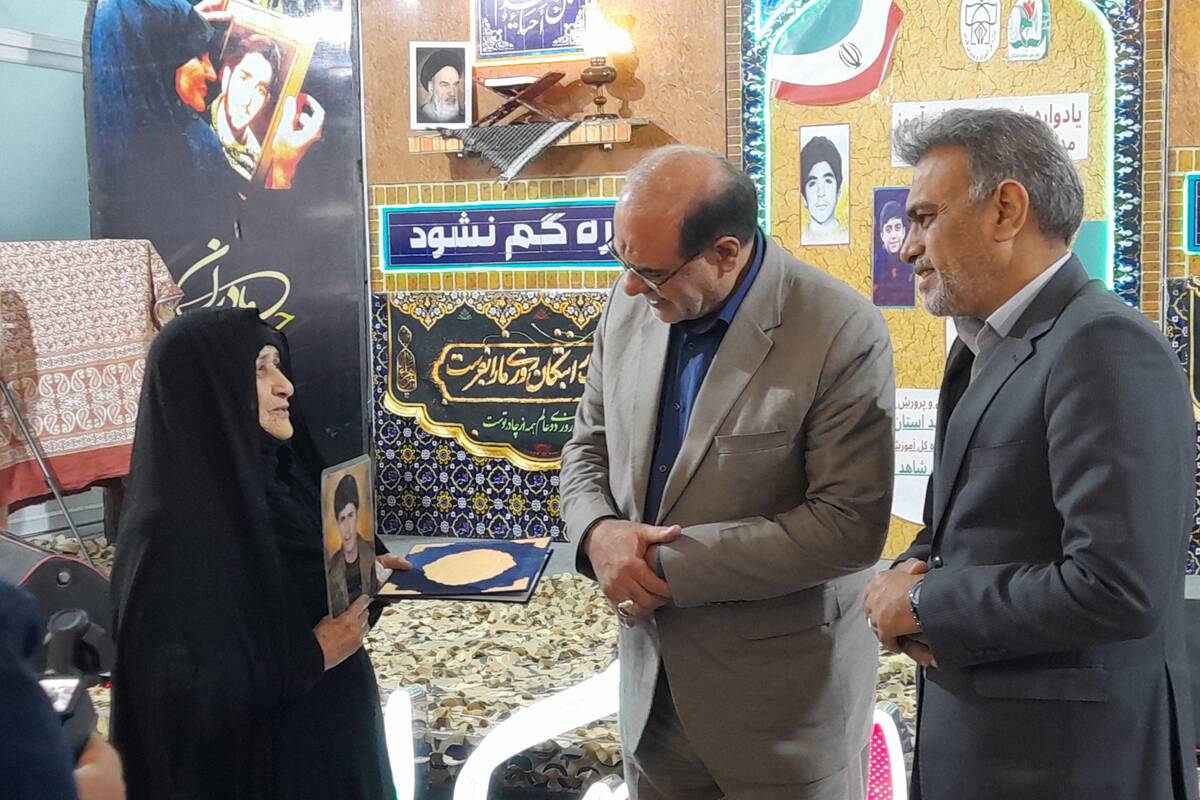 یادواره شهدای دانش آموز مدارس شاهد فارس 