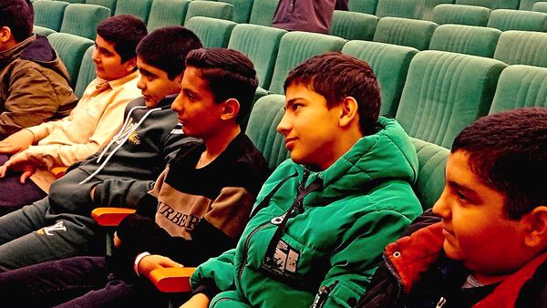 اردوی یک روزه دانش‌آموزان پایه هشتمی دبیرستان میثاق