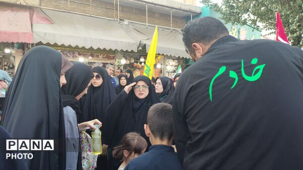 «باید برخاست» در اراک طنین‌انداز شد؛ پیام حماسه رهبر شهید به نسل نوجوان رسید