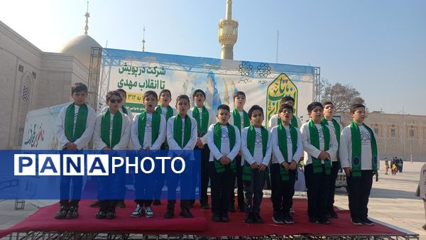 تجدید عهد و پیمان دانش‌آموزان با ارزش‌ها و آرمان‌های انقلاب اسلامی و مقاومت