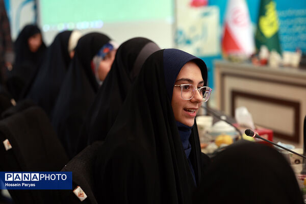 آیین تجلیل از برگزیدگان طرح ملی صبح رویش