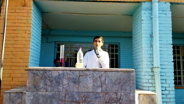 زنگ آزمایشگاه در دبیرستان شاهد ابوذر غفاری نیشابور 