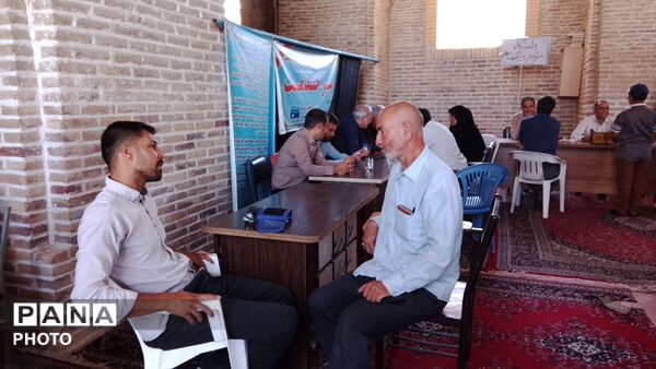 میز خدمت در مسجد جامع شهرستان نیشابور 