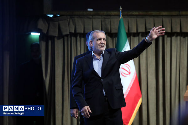 مراسم روز پزشک با حضور رئیس جمهوری