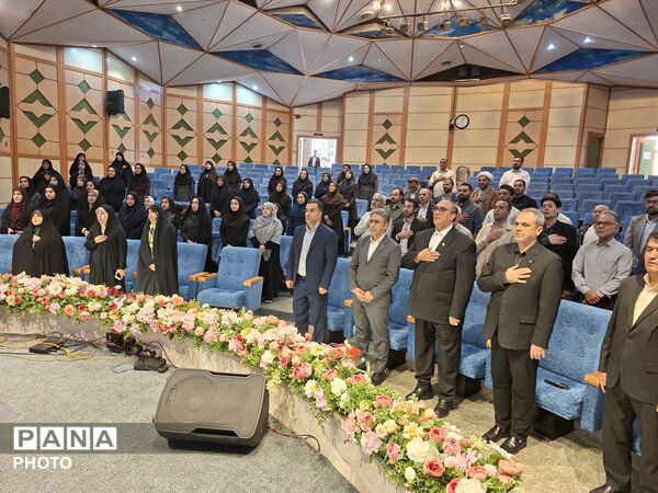 مدارس کانون پویندگی در عرصه تعلیم و تربیت هستند