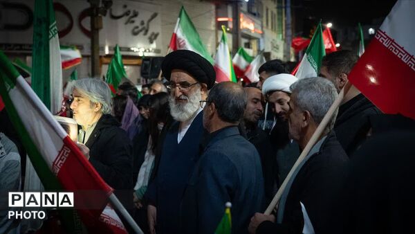 تجمعات عظیم مردمی نسبت به استکبار جهانی در کرج