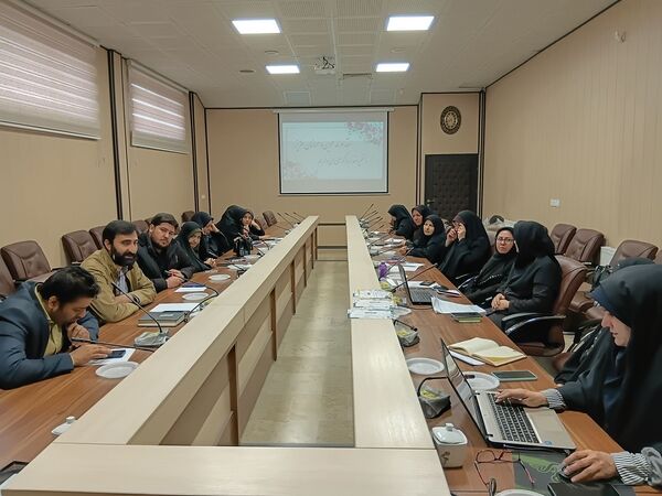 سومین نشست مسئولان و ماموران سازمان دانش‌آموزی استان البرز در کانون امام علی (ع) ناحیه یک کرج 