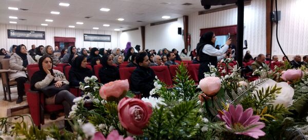 جلسه آموزش خانواده ویژه اولیا دانش‌آموزان دبیرستان کوثر فرهنگیان
