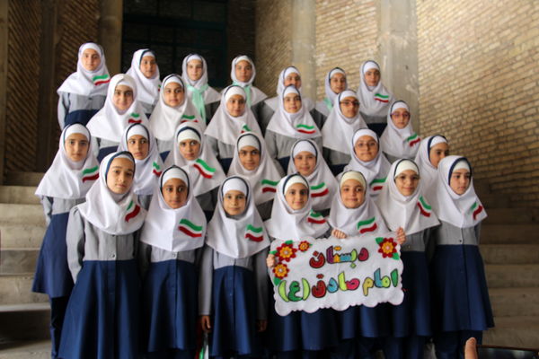 نماز جمعه شهرکرد با عطر حضور معلمان