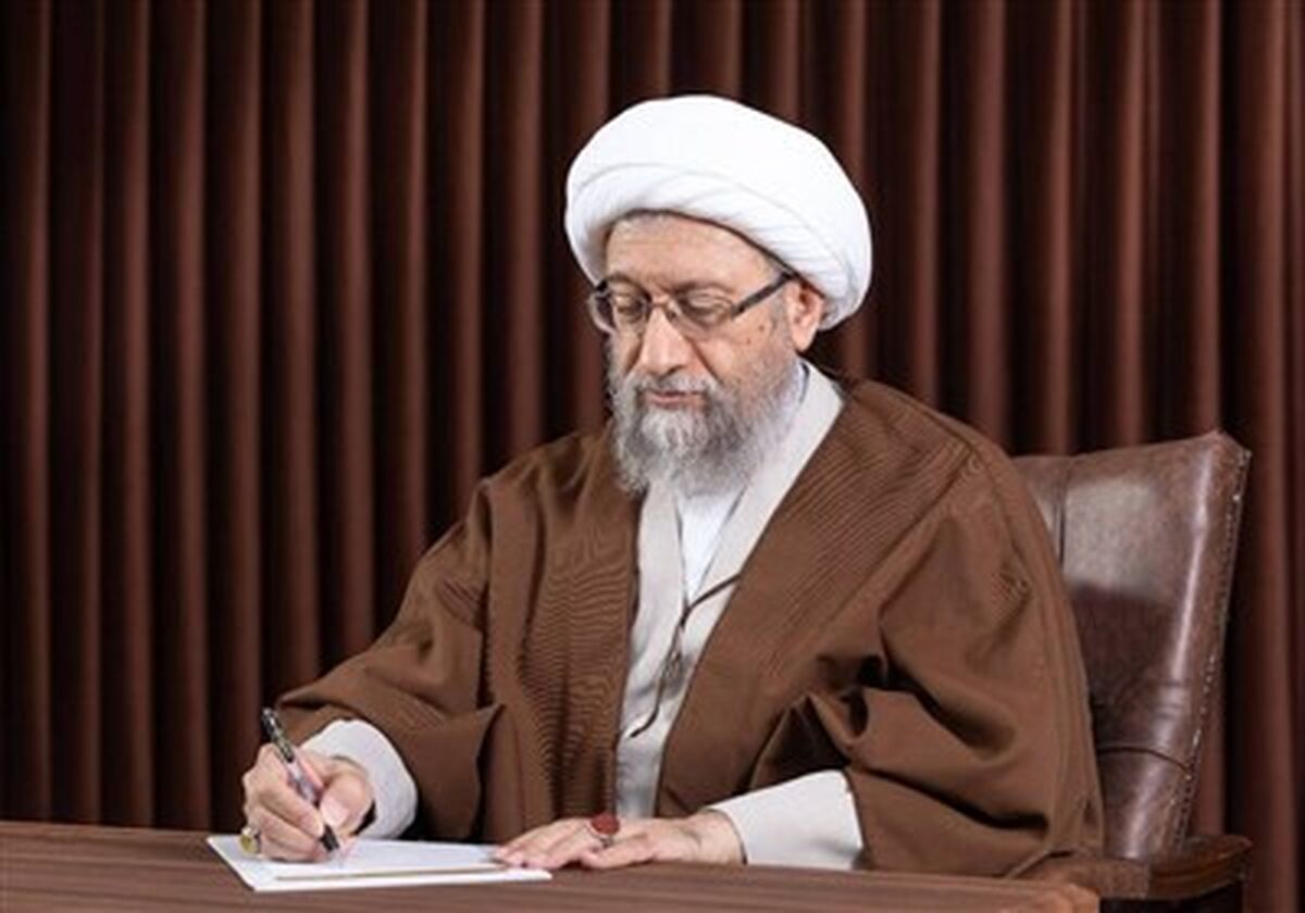 آیت الله آملی لاریجانی شهادت کمال خرازی را تسلیت گفت