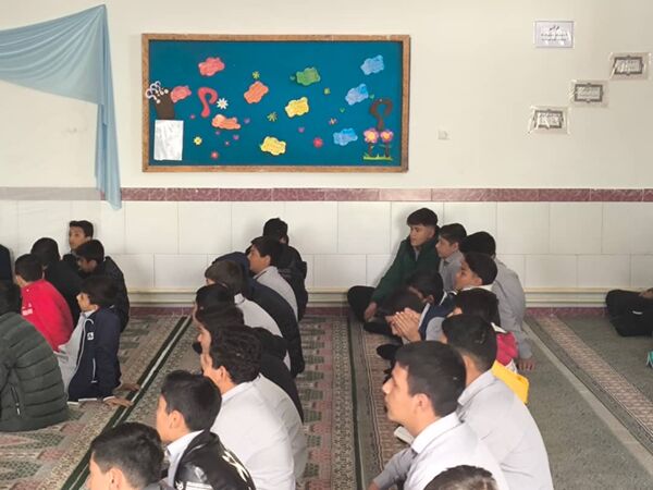 گرامیداشت ایام فاطمیه در دبیرستان خاتم الانبیا خاتم