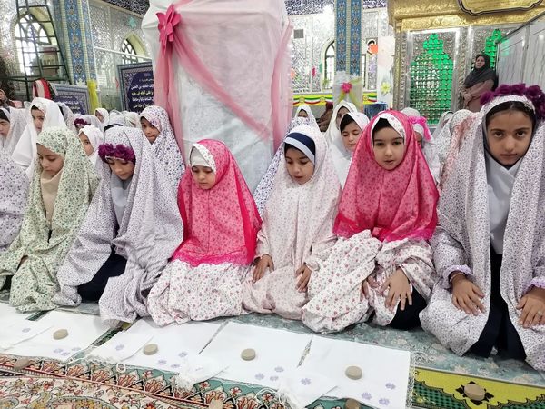 برگزاری جشن تکلیف پایه  سومی های مدرسه ناهید نخودی