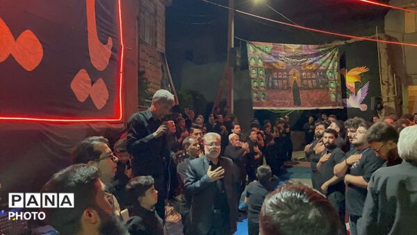 مراسم عزاداری شب تاسوعای حسینی در میدان عاشورای روستای طرق