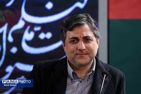 نشست نقد و بررسی فیلم «کارواش» در چهل و چهارمین جشنواره ملی فیلم فجر