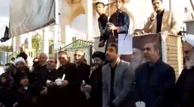 پرواز کبوترها و بادکنک ها در چهلمین روز شهادت رهبر انقلاب