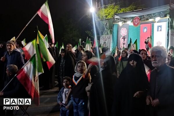 اجتماع و رزمایش دختران جان فدای ایران در میدان نماز شهرری 