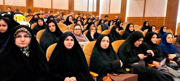 نشست وزیر آموزش و پرورش با مدیران مدارس استان