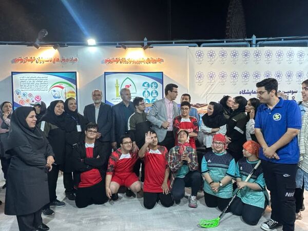 فعالیت غرفه منطقه ۱۰ شهرداری مشهد مقدس در جشنواره خانواده ورزش 