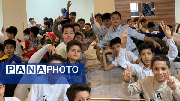 جشن روز دانش‌آموز در مدرسه معلم آشخانه 