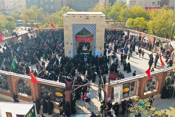 موج عشق و عزاداری در کوچه‌های اسلامشهر
