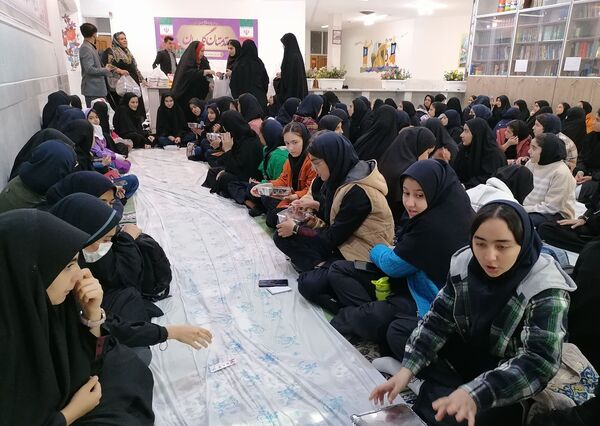 نشست کارشناسان سازمان دانش‌آموزی و دانش‌آموز خبرنگاران در سازمان دانش‌آموزی استان چهارمحال‌وبختیاری