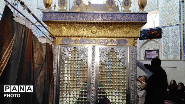 پیاده روی جاماندگان اربعین، نمادی از عشق به امام حسین(ع)